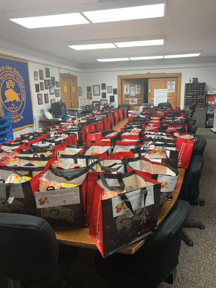 Unions ‘Giving Back’ To Their Communities: For The 23rd Consecutive Year, The Buffalo Teachers Federation Donates Thanksgiving Day Meals To More Than 200 Local Families