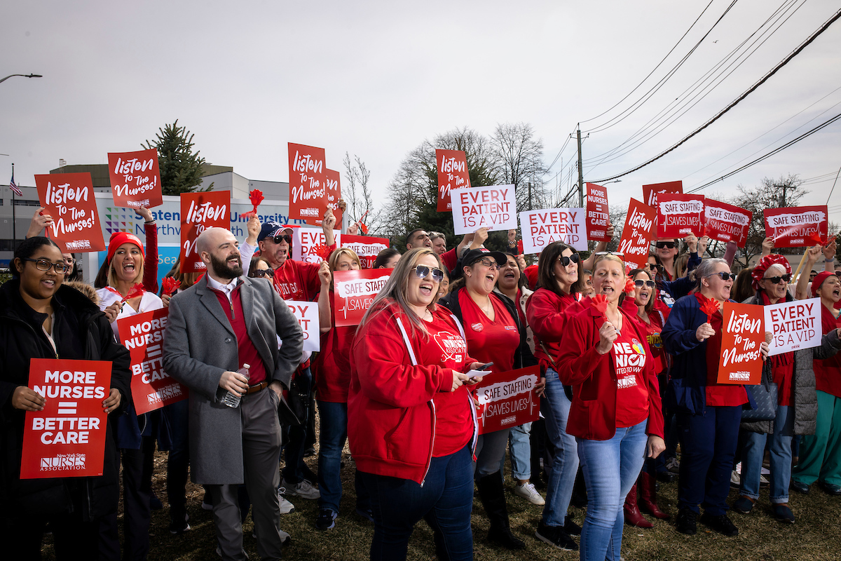 1,300 NYSNA-Represented Staten Island University Hospital Caregivers ‘Overwhelmingly Vote To Strike If Management Doesn’t A Settle Fair Contract That Protects Quality Care For Their Patients’
