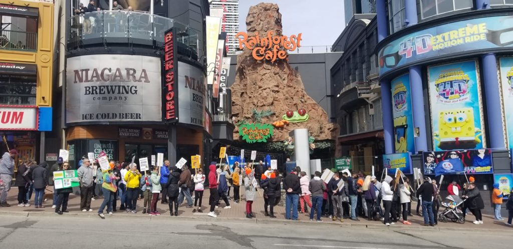 On The Canadian Side Of Niagara Falls: Workers Say ‘Ethical’ Rainforest Café ‘Claws-Back ‘Tips & Attacks Unions