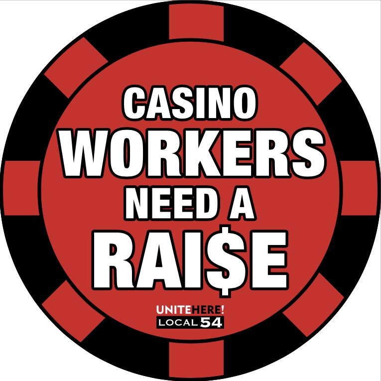 ‘Hoping To Clear The Air’ In Casinos, Workers ‘Seek To Ban’ Tobacco Smoke