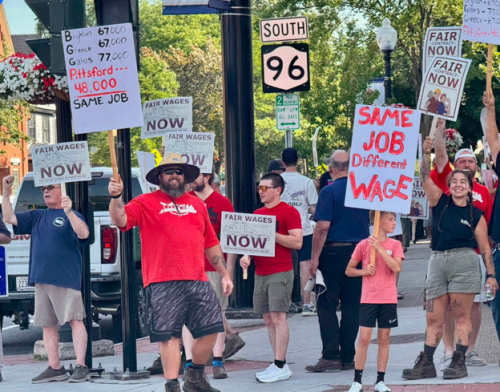 AFSCME-Represented Pittsford Department of Public Works Employees ‘Rally To Demand Better Pay’